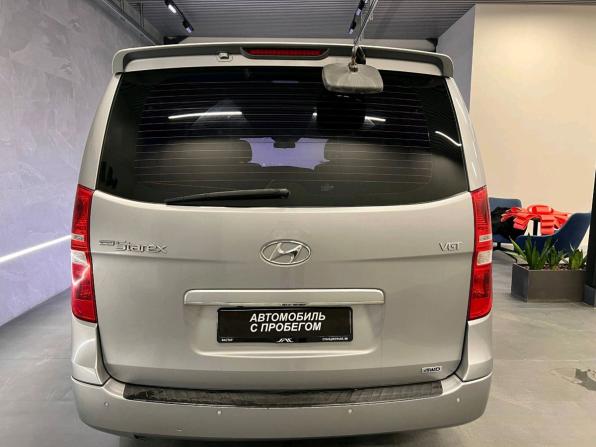 Hyundai Grand Starex I с пробегом 2015 года, цена 1 599 000 рублей, 295713 км, минивэн, Автокод Объявления