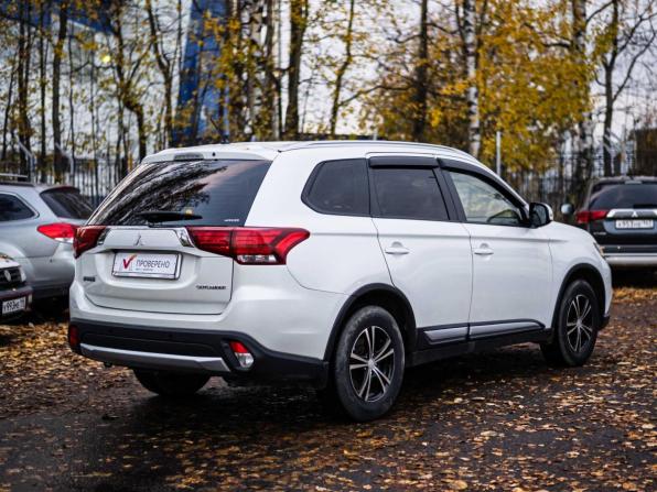 Mitsubishi Outlander III Рестайлинг 2 с пробегом 2015 года, цена 1 625 000 рублей, 164058 км, внедорожник, Автокод Объявления