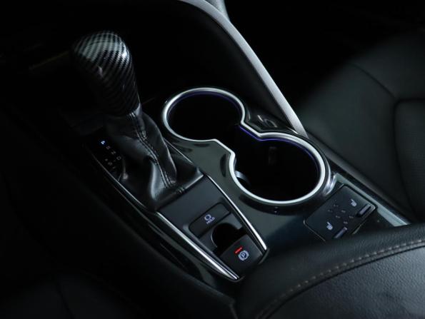 Toyota Camry VIII (XV70) с пробегом 2019 года, цена 2 360 000 рублей, 159292 км, седан, Автокод Объявления