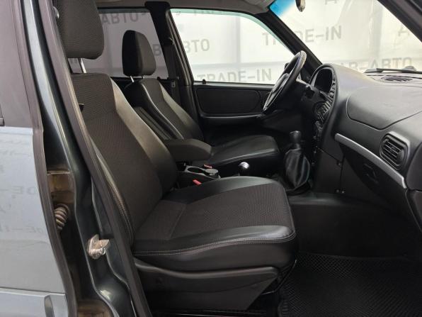 Chevrolet Niva I Рестайлинг с пробегом 2013 года, цена 550 000 рублей, 142000 км, внедорожник, Автокод Объявления
