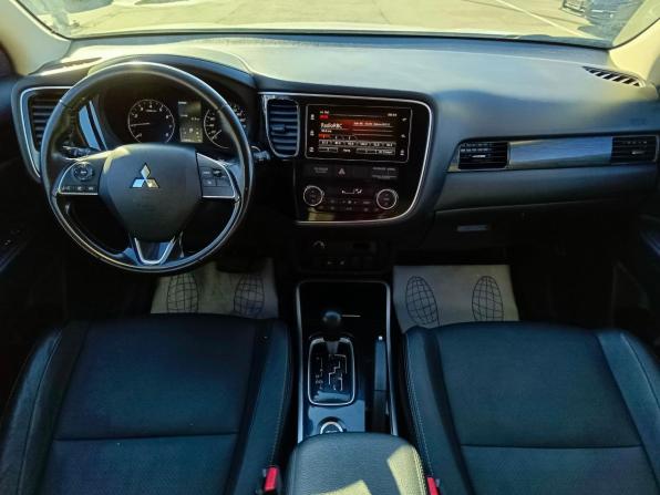 Mitsubishi Outlander III Рестайлинг 3 с пробегом 2018 года, цена 1 559 995 рублей, 258998 км, внедорожник, Автокод Объявления
