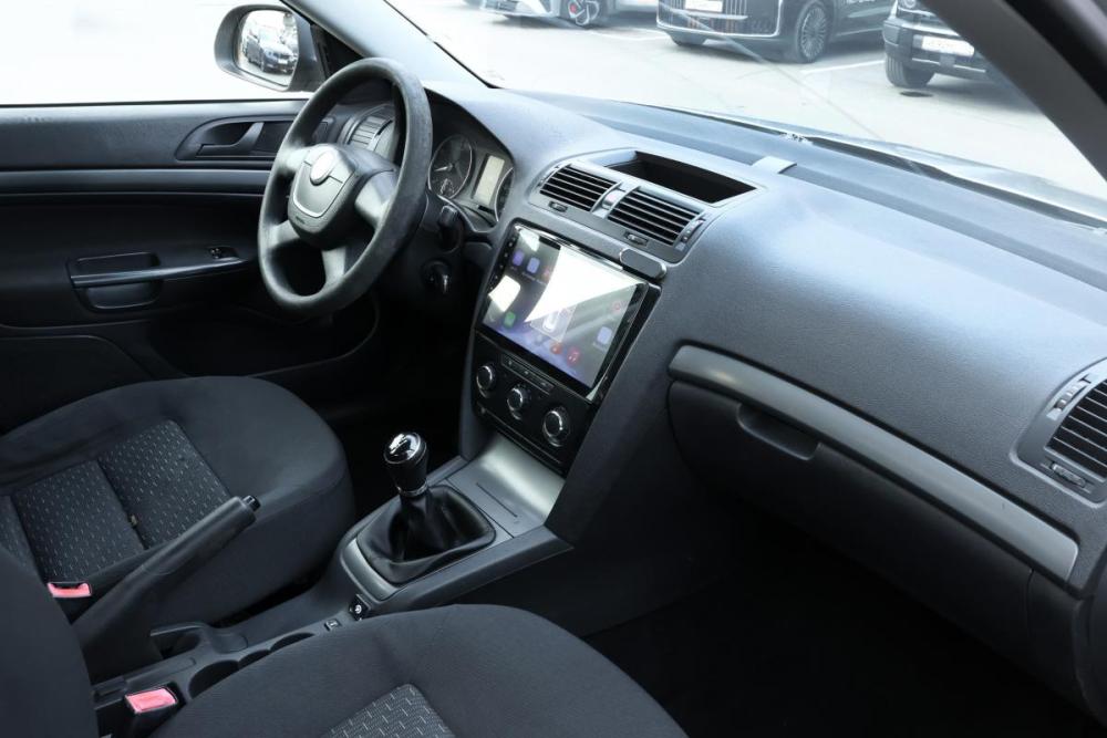 Skoda Octavia II (A5) Рестайлинг Москва  - изображение 9