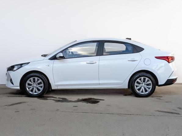 Hyundai Solaris II Рестайлинг с пробегом 2022 года, цена 1 670 000 рублей, 74258 км, седан, Автокод Объявления