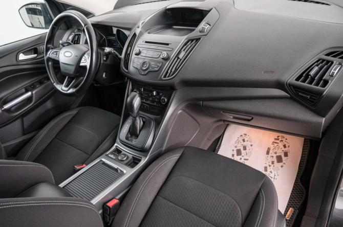 Ford Kuga II Рестайлинг с пробегом 2017 года, цена 1 649 000 рублей, 304694 км, внедорожник, Автокод Объявления