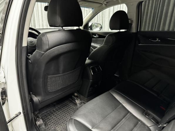 Kia Sorento III Prime Рестайлинг с пробегом 2019 года, цена 2 700 000 рублей, 91092 км, внедорожник, Автокод Объявления
