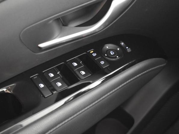 Hyundai Tucson IV Рестайлинг с пробегом 2024 года, цена 3 339 100 рублей, 64334 км, внедорожник, Автокод Объявления