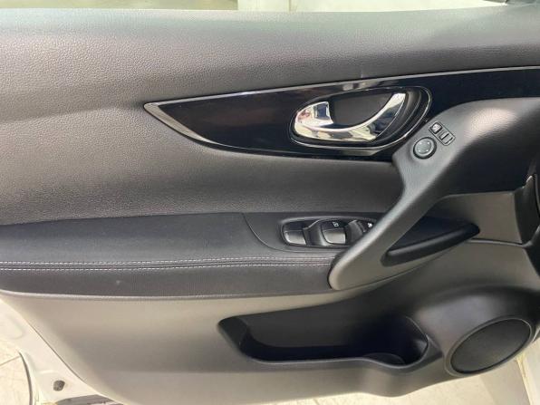 Nissan Qashqai II с пробегом 2014 года, цена 1 569 800 рублей, 114000 км, внедорожник, Автокод Объявления