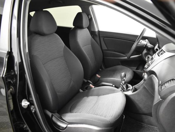 Hyundai Solaris I Рестайлинг с пробегом 2016 года, цена 849 900 рублей, 117580 км, хэтчбек, Автокод Объявления