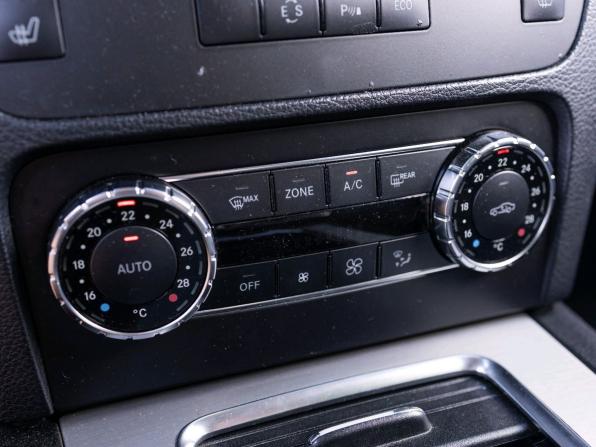 Mercedes-Benz GLK-Класс I (X204) Рестайлинг с пробегом 2012 года, цена 1 799 000 рублей, 184284 км, внедорожник, Автокод Объявления