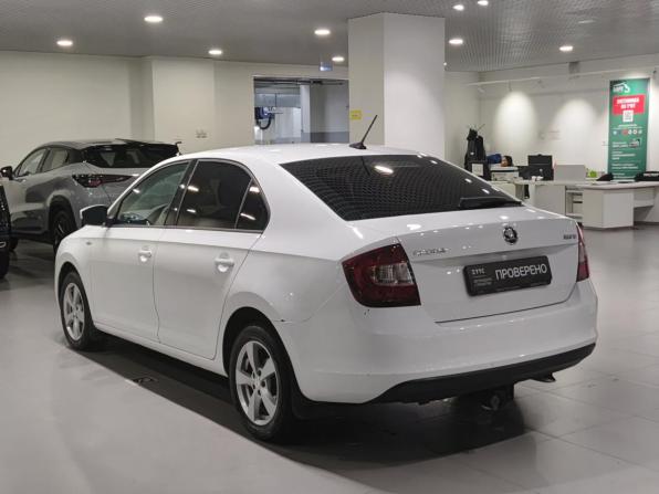 Skoda Rapid I Рестайлинг с пробегом 2019 года, цена 1 090 000 рублей, 216757 км, лифтбек, Автокод Объявления