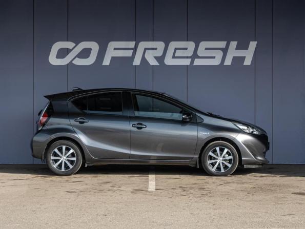 Toyota Aqua I Рестайлинг 2 с пробегом 2018 года, цена 1 200 000 рублей, 134404 км, хэтчбек, Автокод Объявления