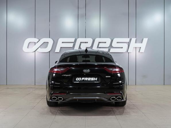Kia Stinger I с пробегом 2018 года, цена 2 649 000 рублей, 135134 км, лифтбек, Автокод Объявления