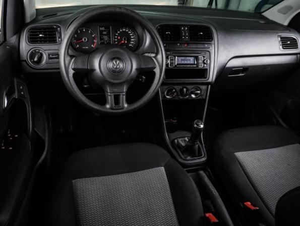Volkswagen Polo V с пробегом 2010 года, цена 635 000 рублей, 179827 км, хэтчбек, Автокод Объявления