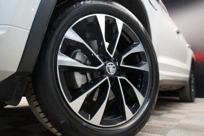 Skoda Kodiaq I Рестайлинг с пробегом 2023 года, цена 4 645 000 рублей, 37291 км, внедорожник, Автокод Объявления