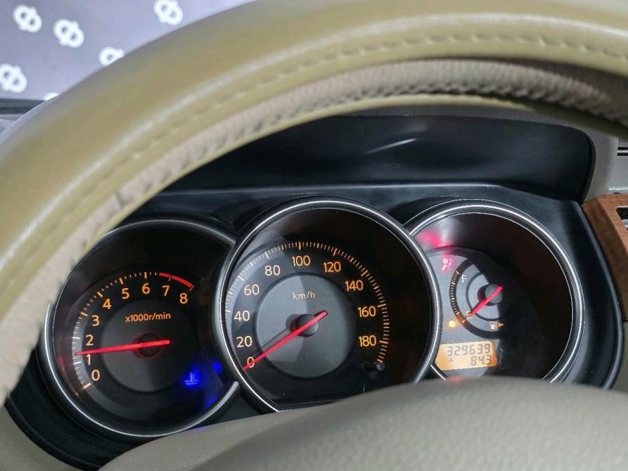Nissan Tiida I Новосибирск  - изображение 13