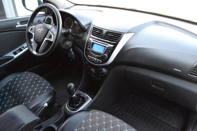 Hyundai Solaris I с пробегом 2011 года, цена 630 000 рублей, 243222 км, седан, Автокод Объявления