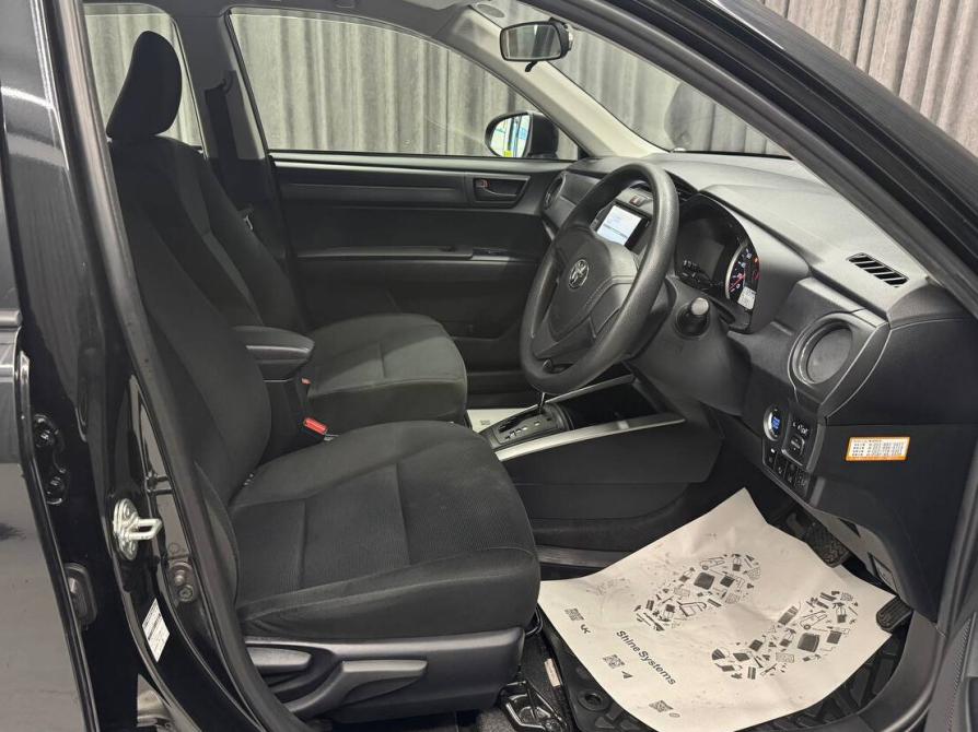 Toyota Corolla XI (E160 E170) Рестайлинг 2 Красноярск  - изображение 8