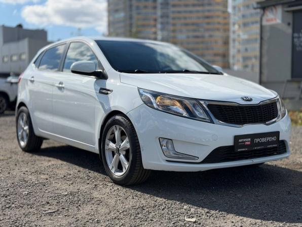 Kia Rio III с пробегом 2014 года, цена 1 015 000 рублей, 55000 км, хэтчбек, Автокод Объявления