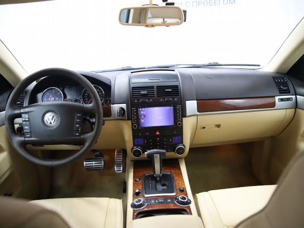 Volkswagen Touareg I Рестайлинг с пробегом 2008 года, цена 845 000 рублей, 316836 км, внедорожник, Автокод Объявления