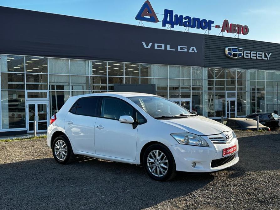 Toyota Auris I Рестайлинг Набережные Челны  - изображение 9