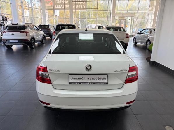 Skoda Octavia III (A7) Рестайлинг с пробегом 2019 года, цена 1 828 000 рублей, 61080 км, лифтбек, Автокод Объявления