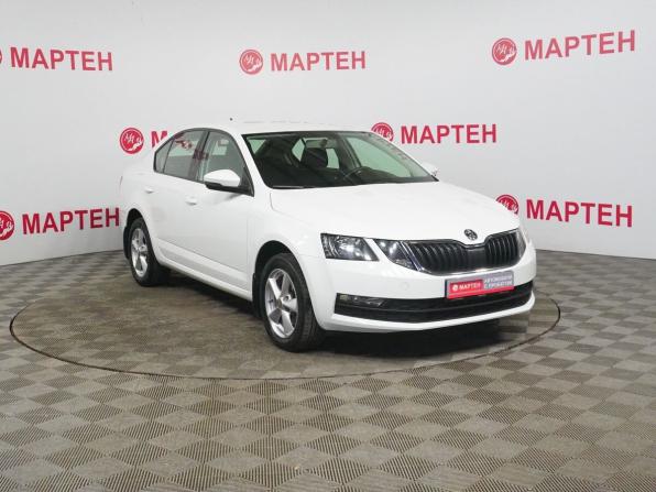 Skoda Octavia III (A7) Рестайлинг с пробегом 2018 года, цена 1 936 000 рублей, 46728 км, лифтбек, Автокод Объявления