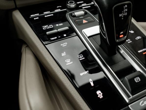 Porsche Cayenne III с пробегом 2018 года, цена 4 400 000 рублей, 204252 км, внедорожник, Автокод Объявления