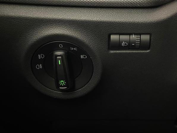 Skoda Rapid II с пробегом 2021 года, цена 1 485 000 рублей, 145473 км, лифтбек, Автокод Объявления
