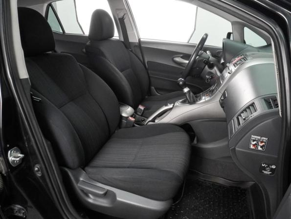 Toyota Auris I с пробегом 2008 года, цена 829 000 рублей, 130235 км, хэтчбек, Автокод Объявления