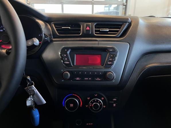 Kia Rio III с пробегом 2014 года, цена 568 000 рублей, 240296 км, седан, Автокод Объявления