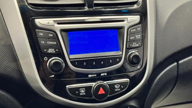 Hyundai Solaris I с пробегом 2012 года, цена 665 000 рублей, 149363 км, седан, Автокод Объявления