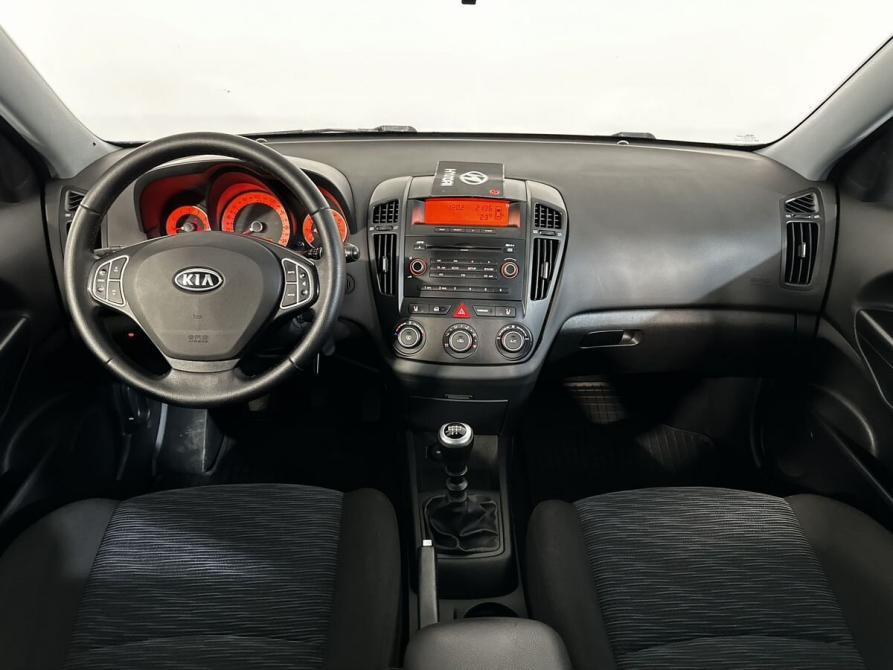 Kia Ceed I Великий Новгород  - изображение 11