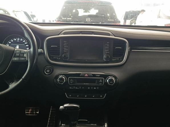Kia Sorento III Prime с пробегом 2017 года, цена 2 400 000 рублей, 197707 км, внедорожник, Автокод Объявления