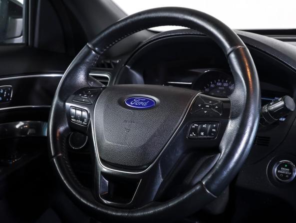 Ford Explorer V Рестайлинг с пробегом 2017 года, цена 2 590 000 рублей, 167629 км, внедорожник, Автокод Объявления