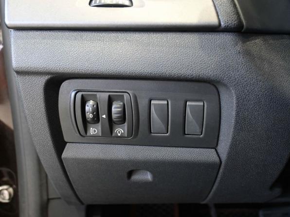 Renault Fluence I Рестайлинг с пробегом 2014 года, цена 789 900 рублей, 164596 км, седан, Автокод Объявления