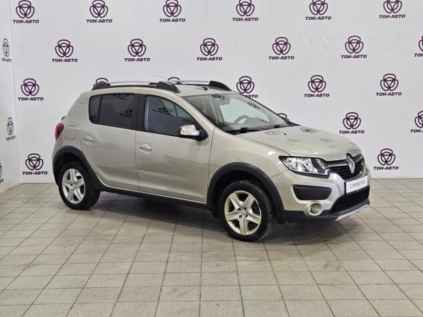 Renault Sandero II с пробегом 2018 года, цена 1 083 000 рублей, 108400 км, хэтчбек, Автокод Объявления