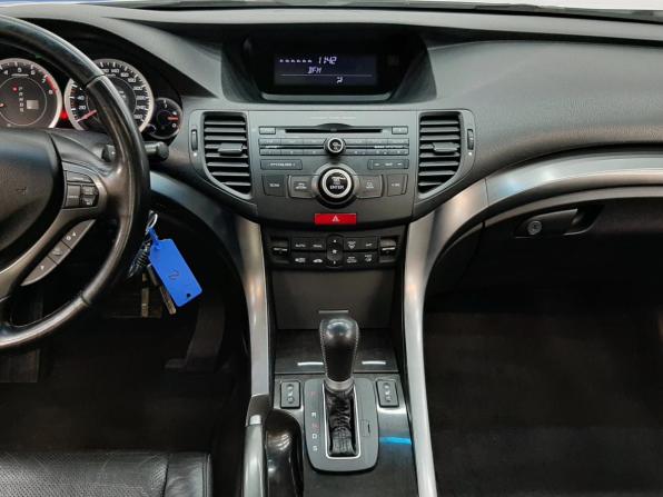 Honda Accord VIII Рестайлинг с пробегом 2012 года, цена 1 419 000 рублей, 228596 км, седан, Автокод Объявления