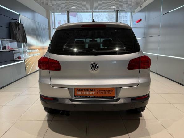 Volkswagen Tiguan I Рестайлинг с пробегом 2012 года, цена 1 149 000 рублей, 200450 км, внедорожник, Автокод Объявления