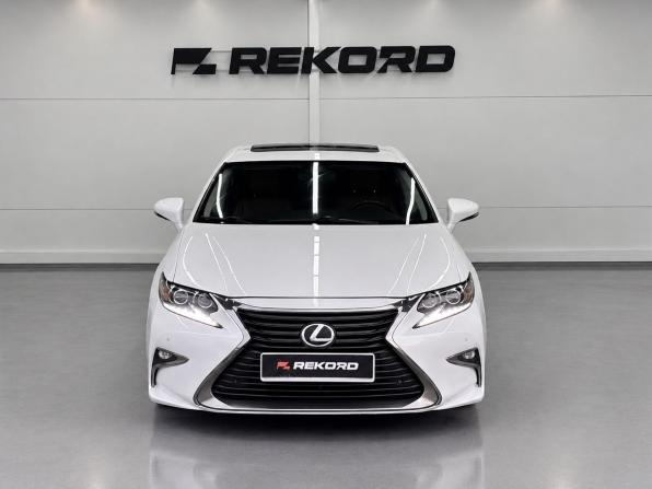 Lexus ES VI Рестайлинг с пробегом 2015 года, цена 1 999 000 рублей, 217673 км, седан, Автокод Объявления