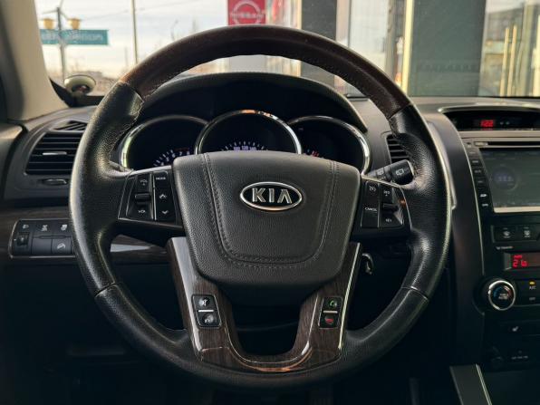 Kia Sorento II с пробегом 2011 года, цена 1 224 000 рублей, 192049 км, внедорожник, Автокод Объявления