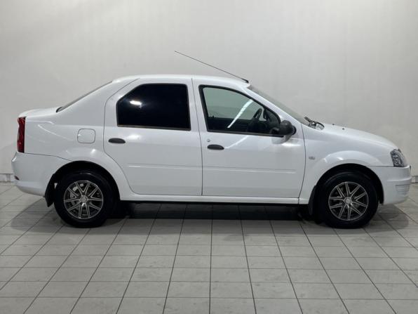 Renault Logan I Рестайлинг с пробегом 2015 года, цена 428 000 рублей, 271600 км, седан, Автокод Объявления