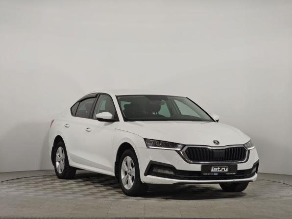 Skoda Octavia IV (A8) с пробегом 2021 года, цена 1 777 000 рублей, 172981 км, лифтбек, Автокод Объявления