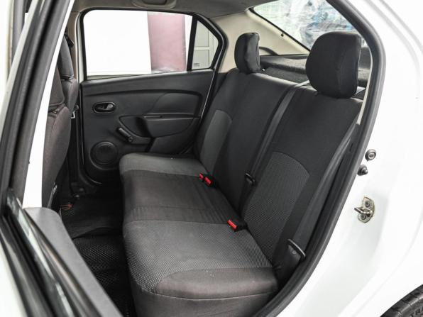 Renault Logan II с пробегом 2016 года, цена 784 000 рублей, 190131 км, седан, Автокод Объявления