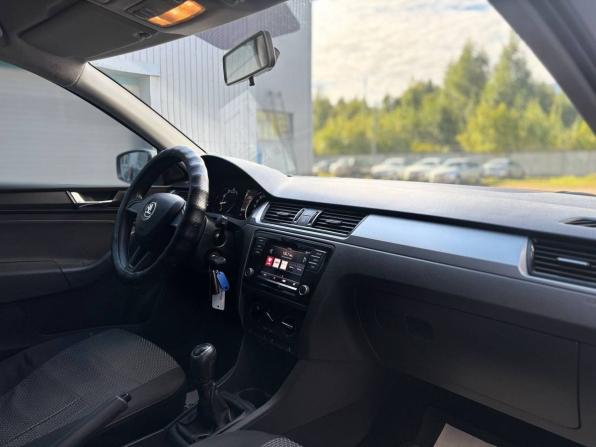 Skoda Rapid I Рестайлинг с пробегом 2018 года, цена 935 000 рублей, 156360 км, лифтбек, Автокод Объявления