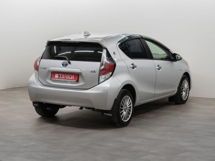 Toyota Prius c I Рестайлинг Красноярск  - изображение 4