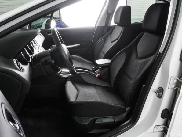 Peugeot 308 I Рестайлинг с пробегом 2011 года, цена 499 000 рублей, 131223 км, хэтчбек, Автокод Объявления