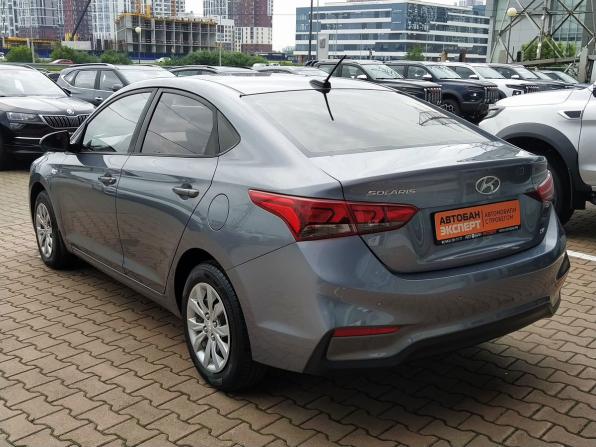 Hyundai Solaris II с пробегом 2019 года, цена 1 099 000 рублей, 197000 км, седан, Автокод Объявления