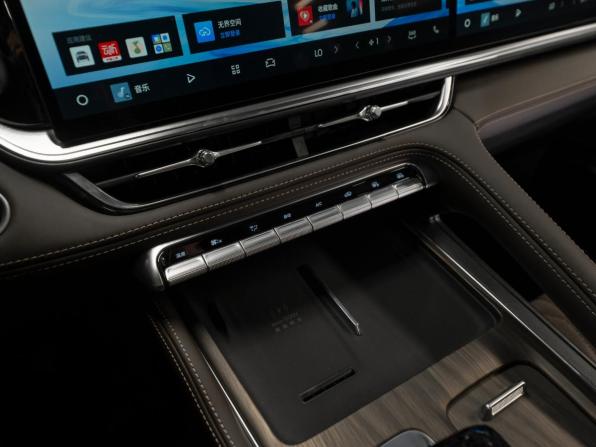 Geely Monjaro I Рестайлинг 2 с пробегом 2026 года, цена 4 170 000 рублей, 26 км, внедорожник, Автокод Объявления