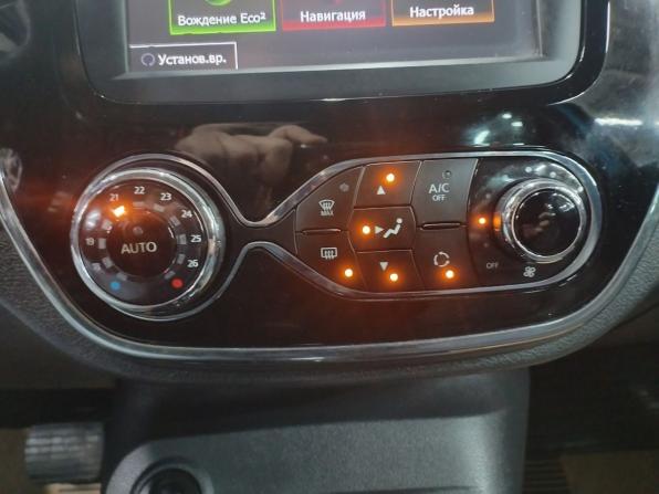 Renault Kaptur I с пробегом 2016 года, цена 1 198 000 рублей, 132662 км, внедорожник, Автокод Объявления
