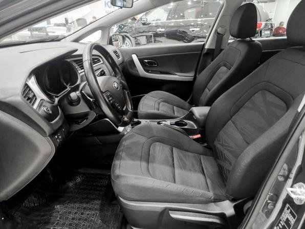 Kia Ceed II Рестайлинг с пробегом 2017 года, цена 1 530 000 рублей, 99931 км, универсал, Автокод Объявления